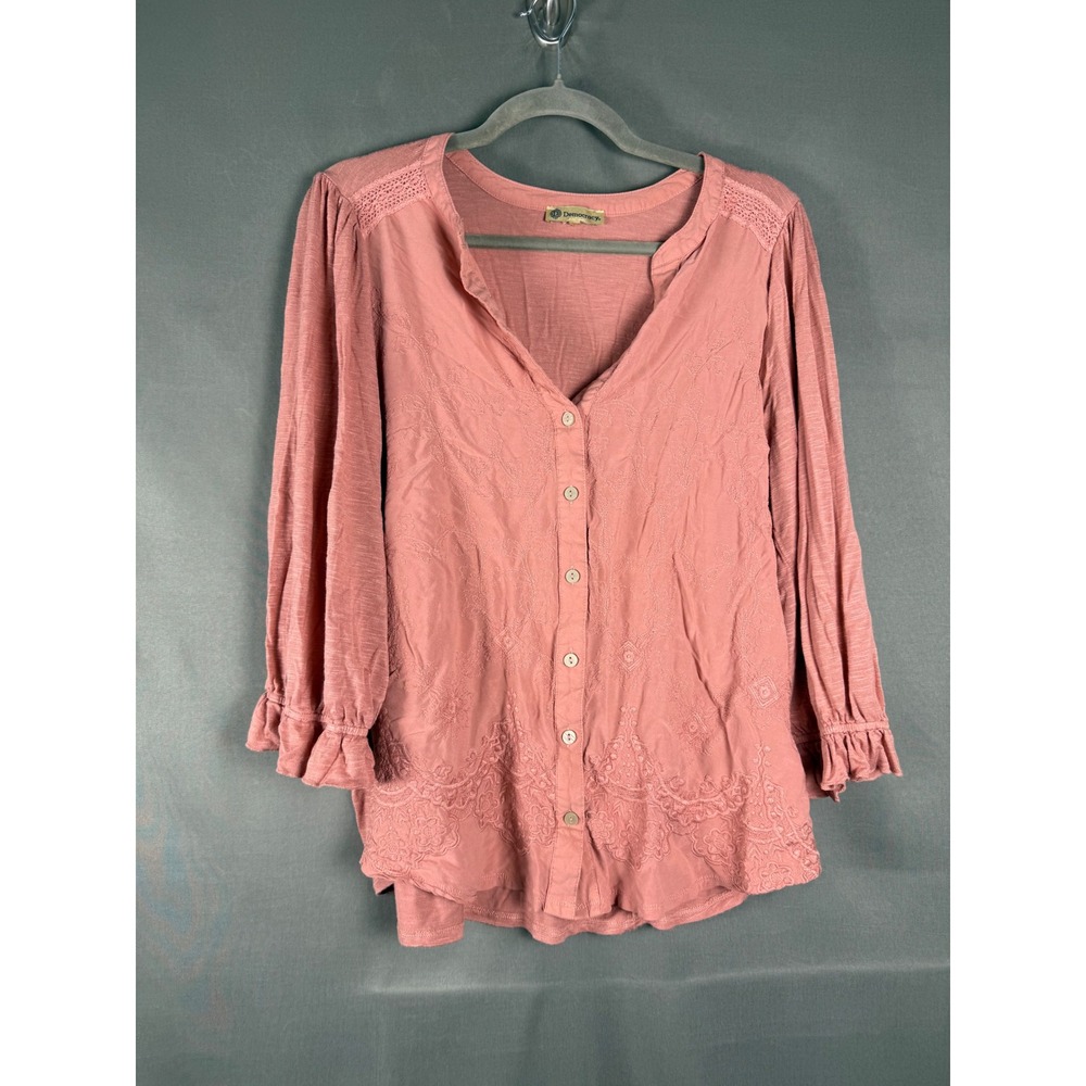 Democracy Blouse Womens 1X Pink Embroidered Lace Ruffle Button Front WMA719TX